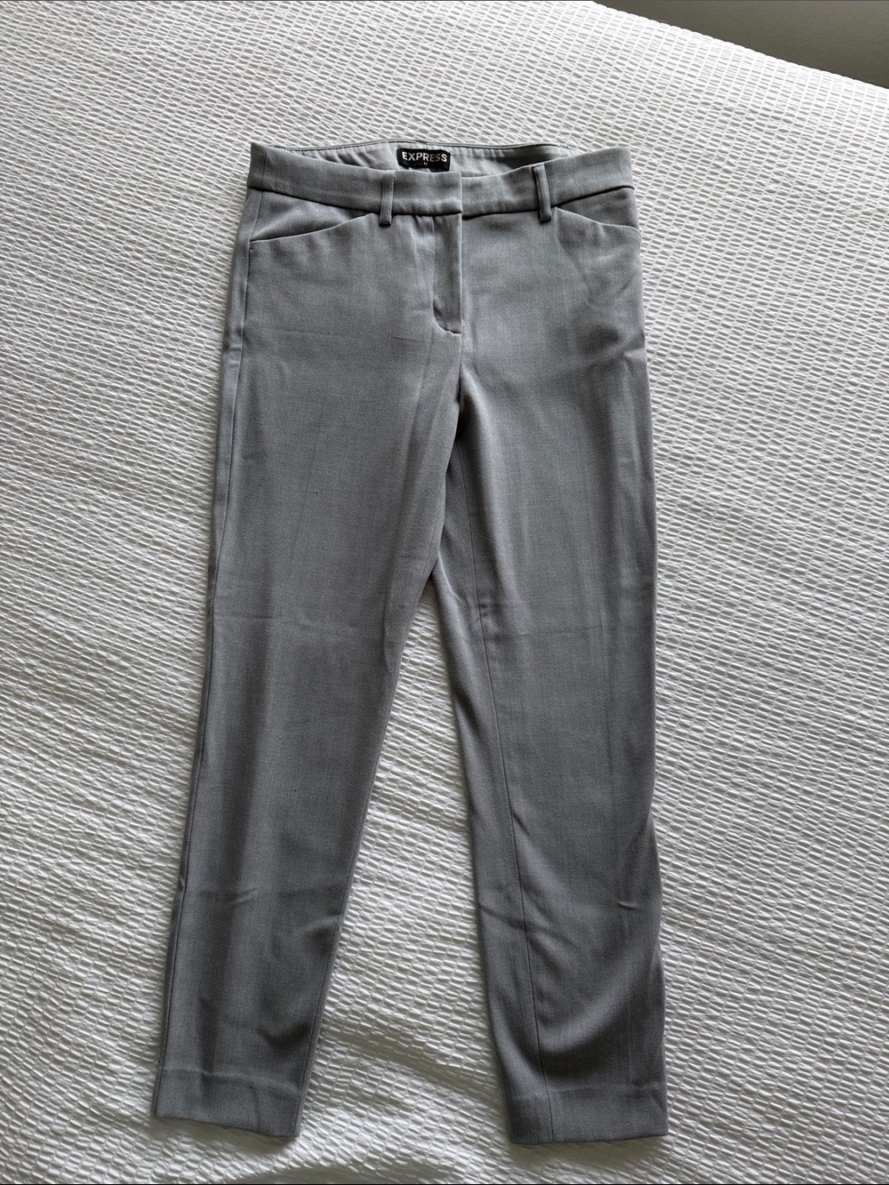 Express Straight Leg Dress Pants in Light Gray